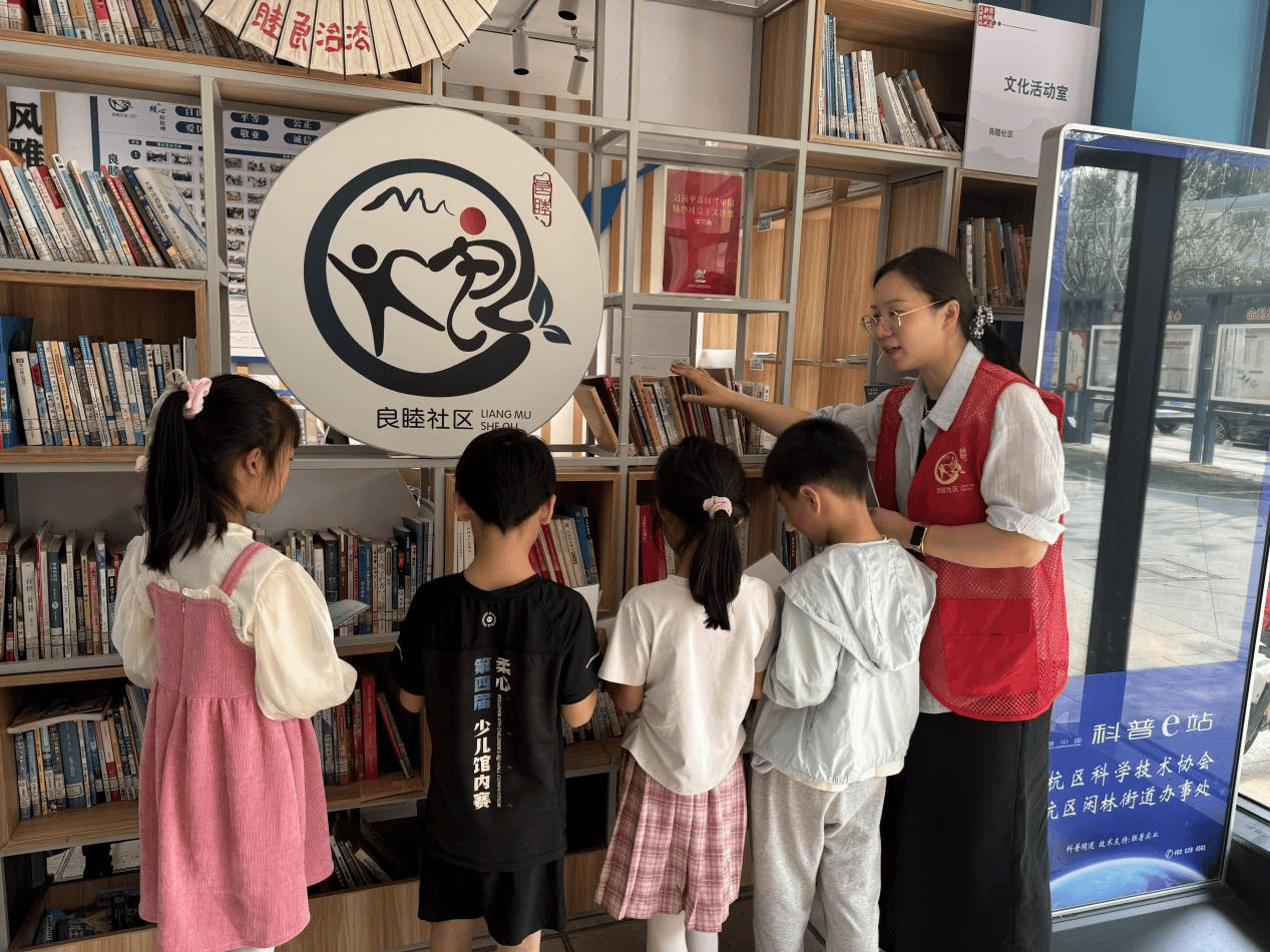 余杭闲林创新“扫黄打非”宣传形式，彩泥创作传递文明正气